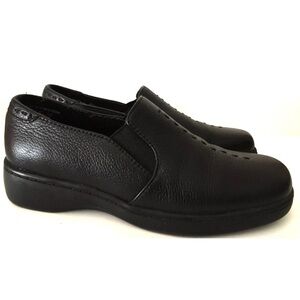 I Love Comfort Womens Majestic Black Flats Slip on Loafer Shoes Size 9 1/2W